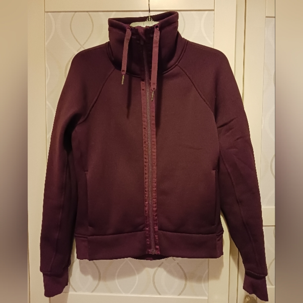 Lululemon Athletica Deep Purple Lightweight Jacket EUC Barely Worn